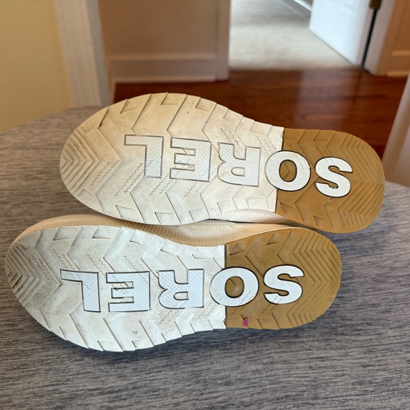 Women’s Sorel Lace Up Sneakers - Picture 5 of 5